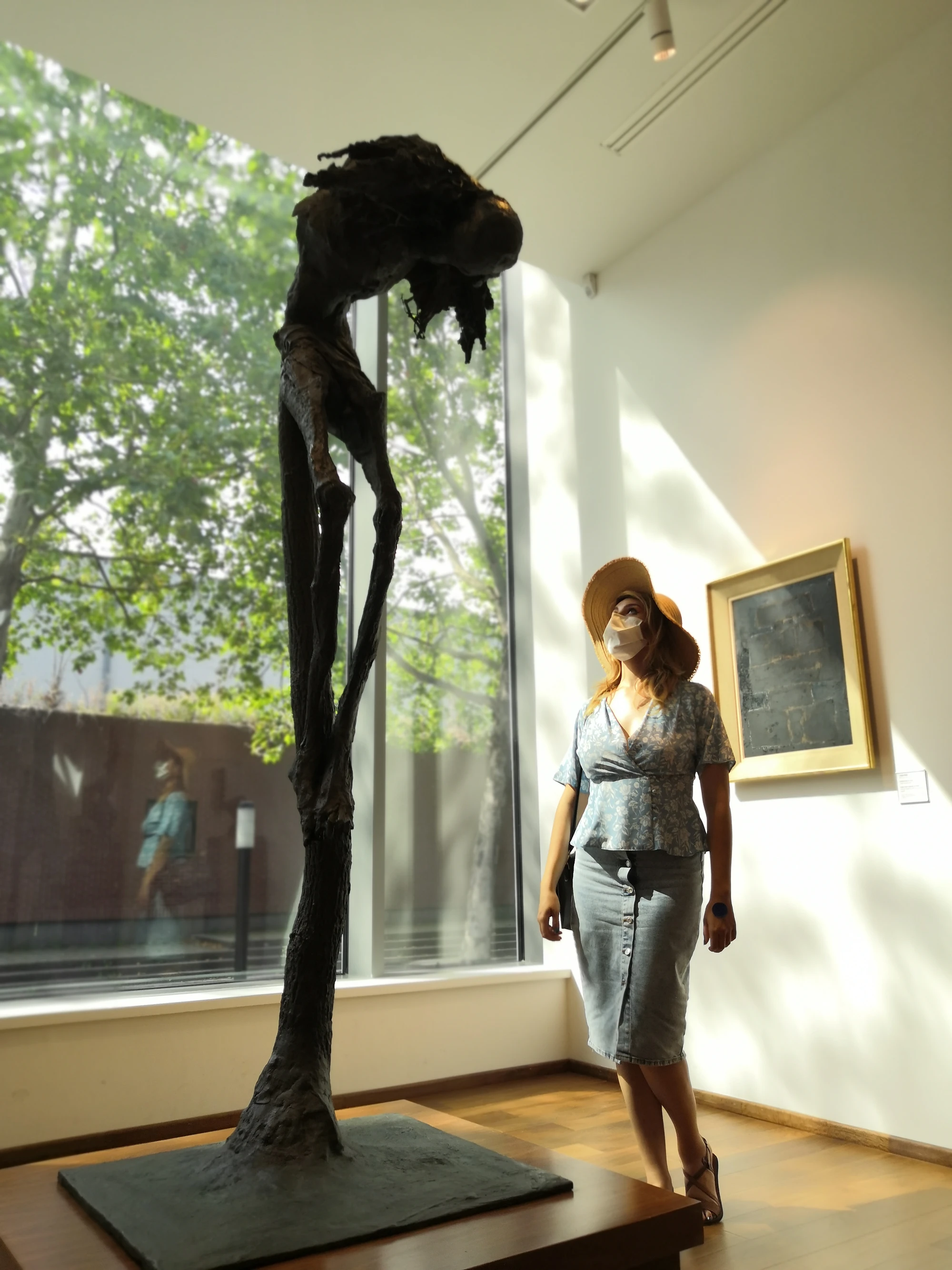 Portrait de Julie Chailland dans son atelier