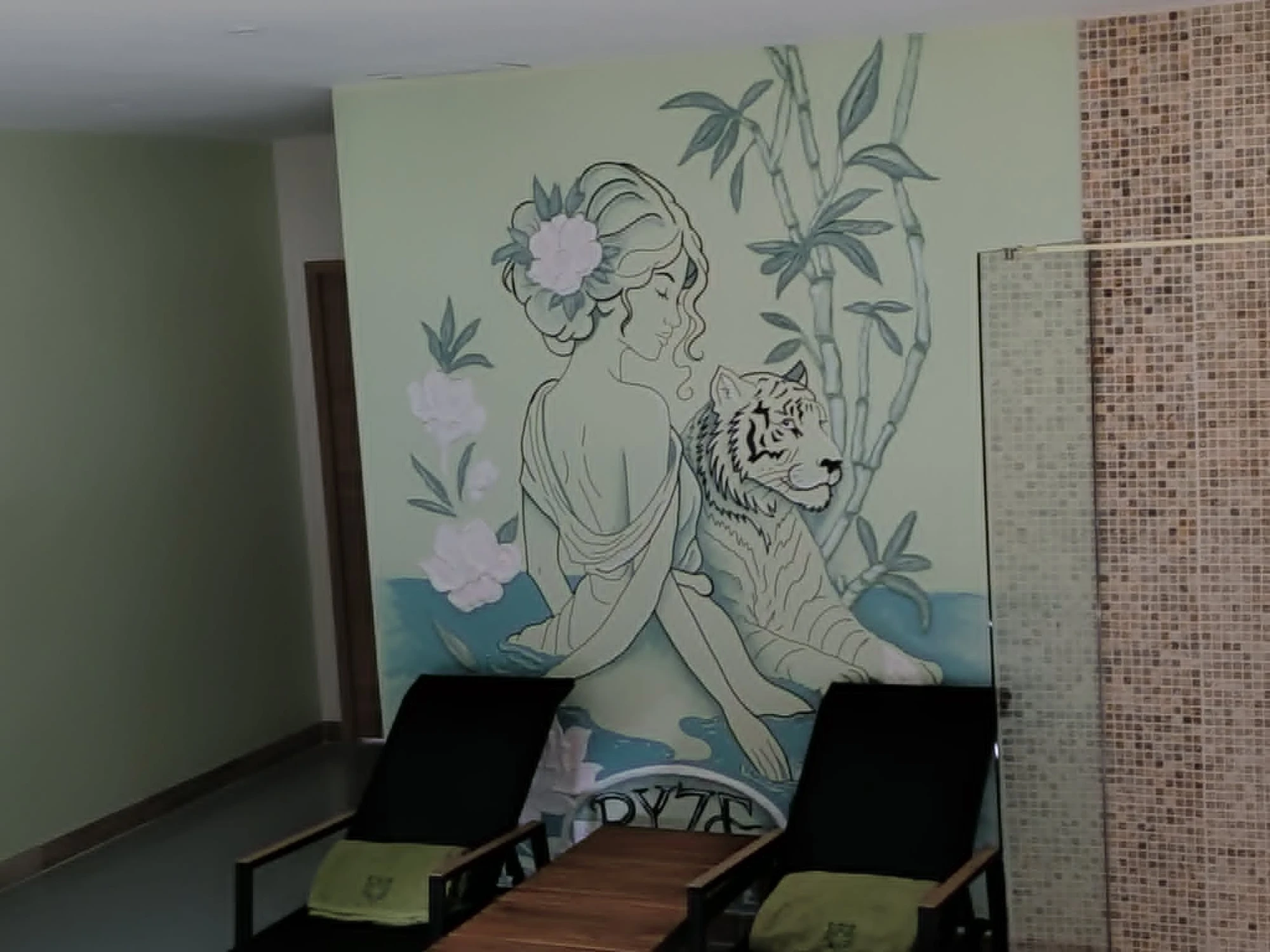 Œuvre de Julie Chailland — Spa — création murale